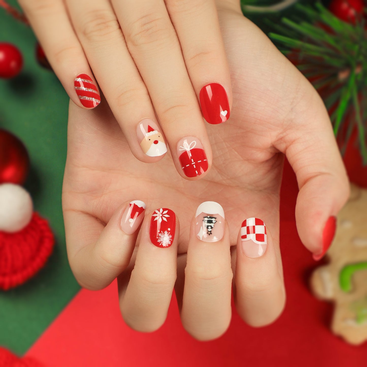 Festive Santa Magic| Short Squoval Manicure | Press On Nails N414