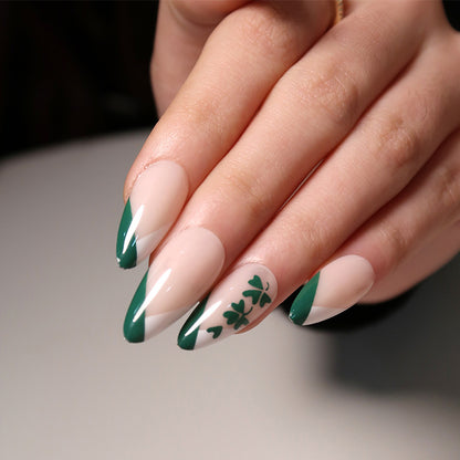 Verdant Clover| Medium Almond Manicure | Press On NailsN593