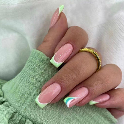 Spring Green| Medium Coffin Manicure | Press On Nails N698