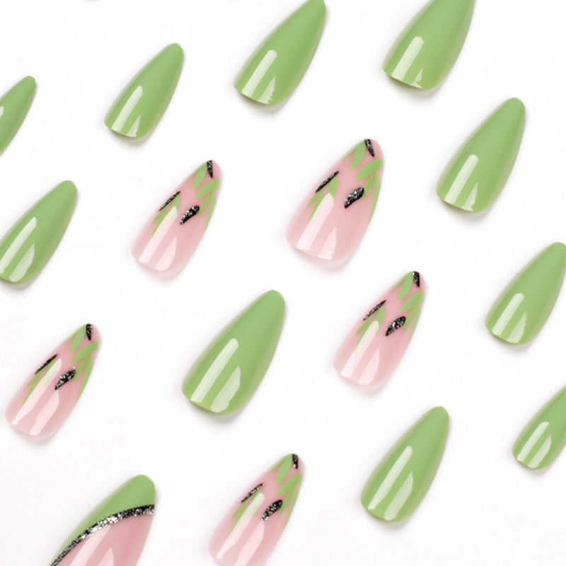 Verdant Leaf | Medium Almond Manicure | Press On Nails N707