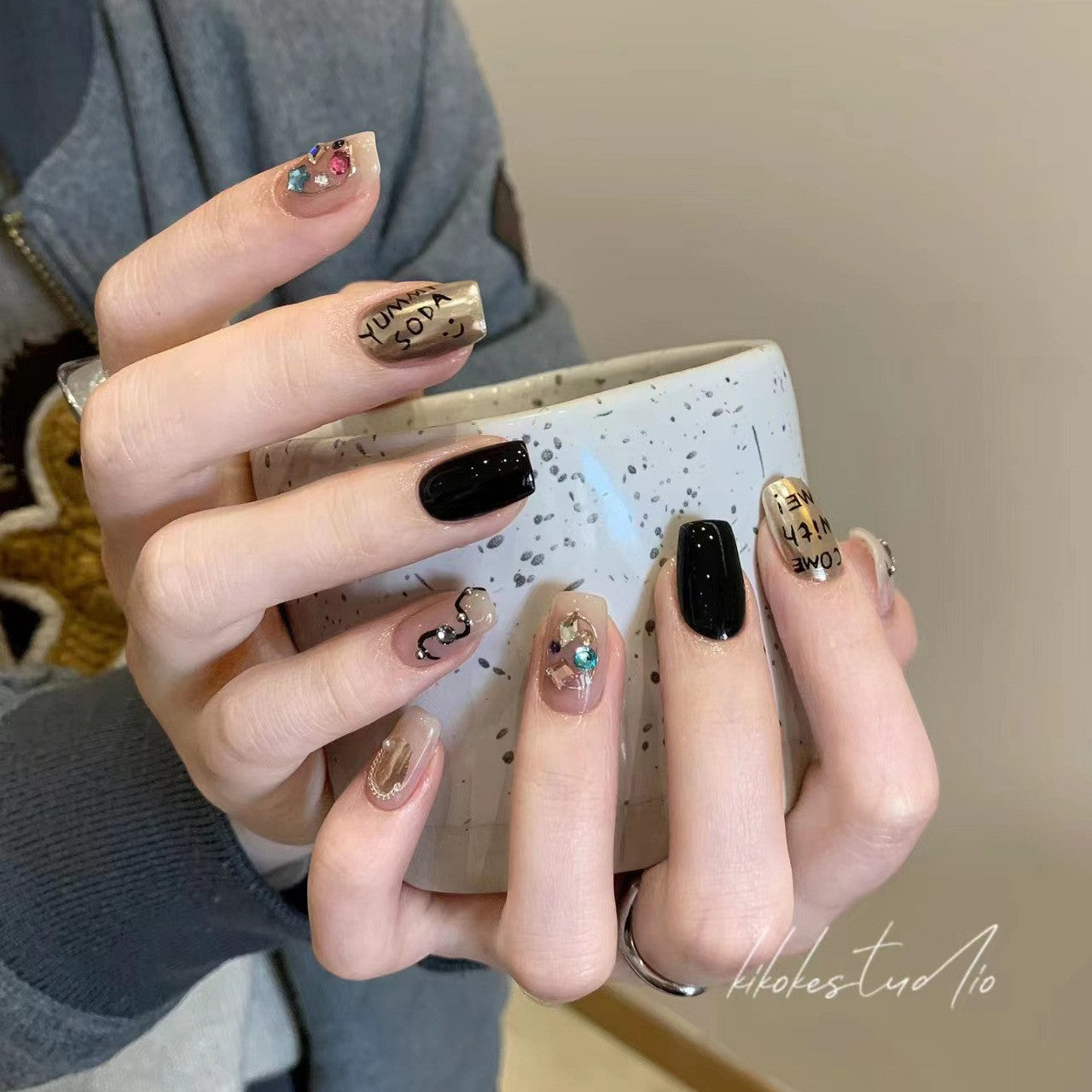 Come With Me | Short Squoval Manicure | Handmade Press On Nails H5