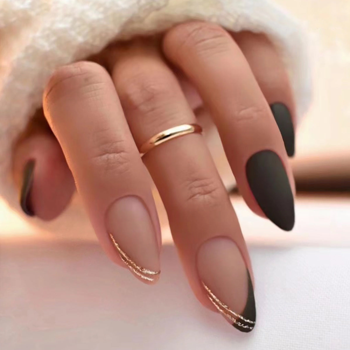 Warm Brown Luxury | Medium Almond Manicure | Press On Nails N544