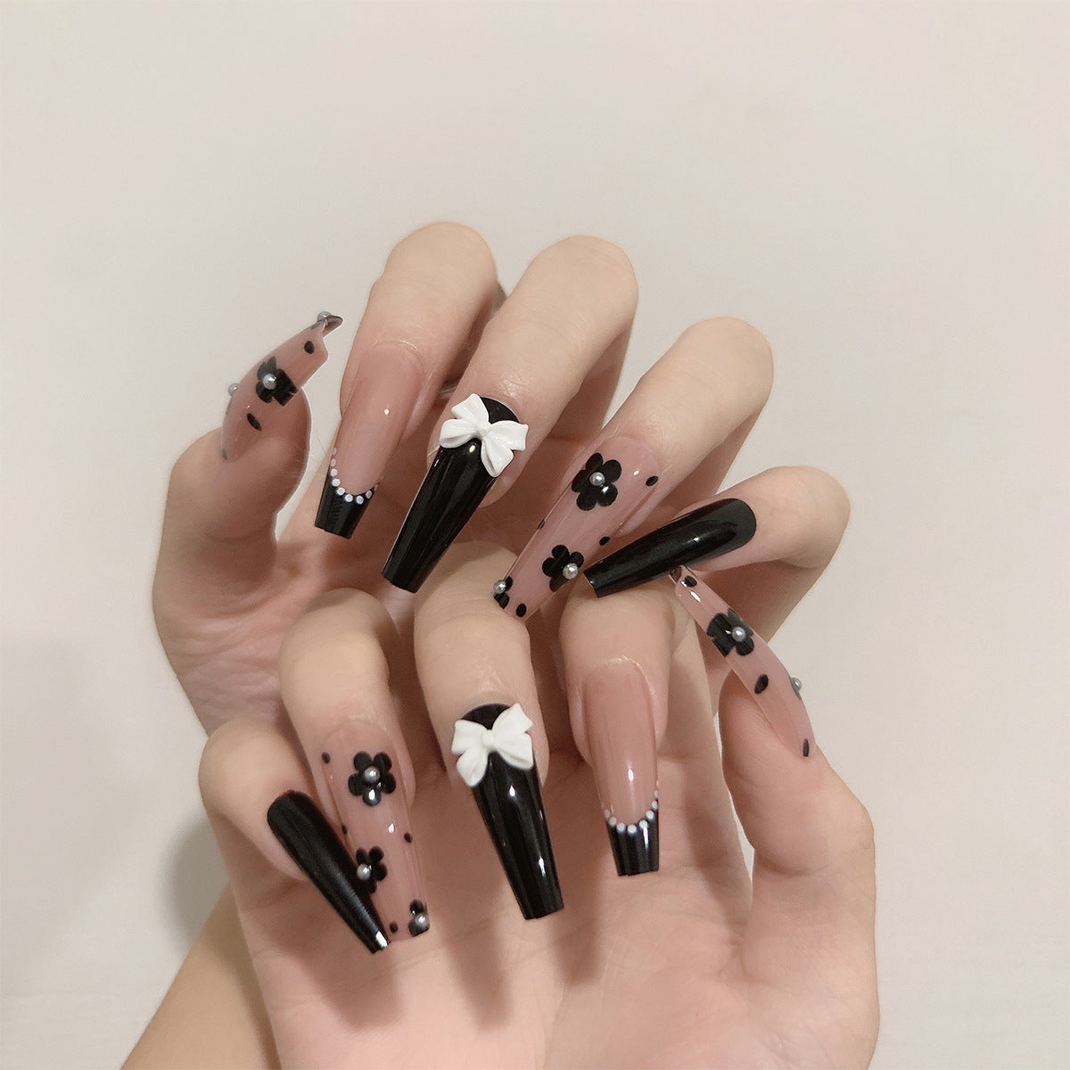 Elegant Black Bloom | Long Coffin Manicure  | Press On Nails N389